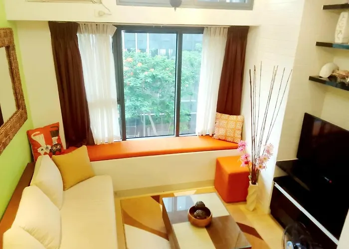 The Levels 2br Fully Interior Cosmo Living *